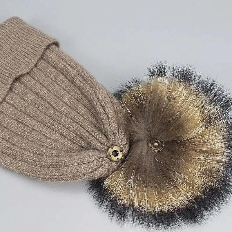 Stevvex beanie with detachable fur pom pom, beige ribbed knit, adults & kids on Tampa Home & Garden Store