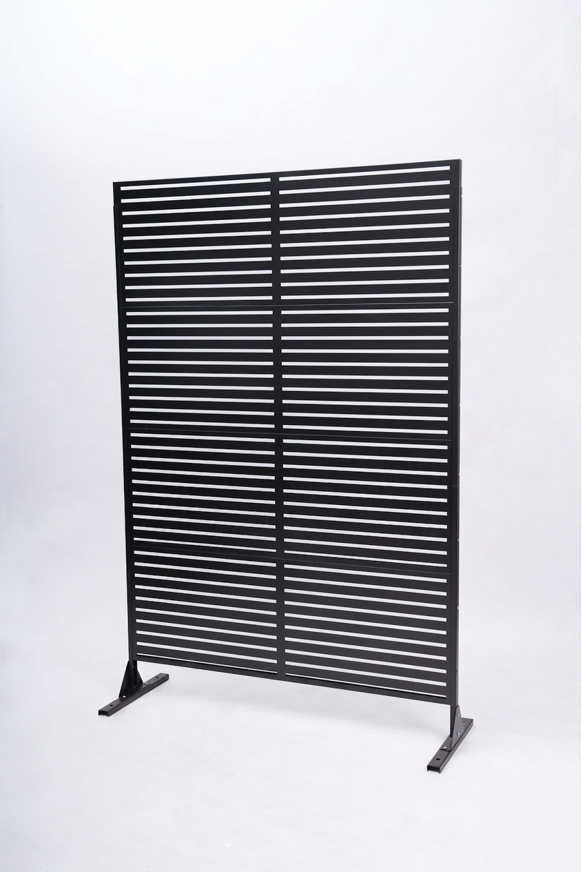 Sturdy And Black Metal Outdoor Privacy Screen