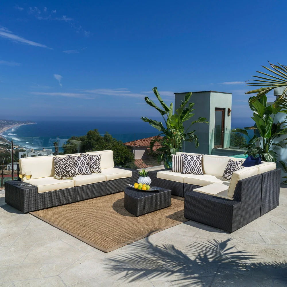 Santa Cruz and 8 Piece Outdoor Patio Sectional