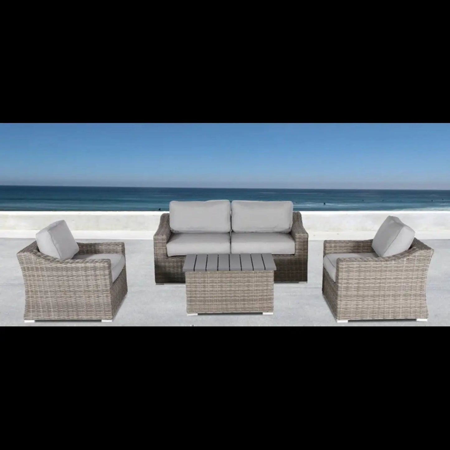 Outdoor Sofa Seating Group with Cushions