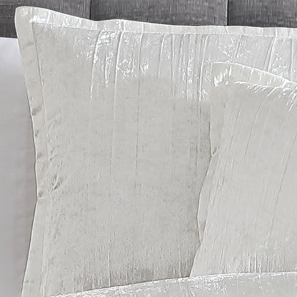 Turin 7 Piece and White Crinkle Velvet Queen Set