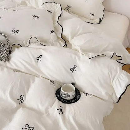 The Bow And Embroidery Bedding Set For Bedrooms