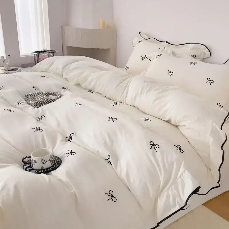 The Bow And Embroidery Bedding Set For Bedrooms