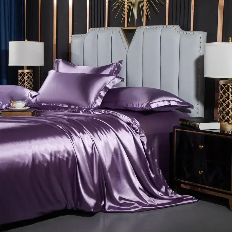 White Silk Duvet Set And One Matching Pillowcase