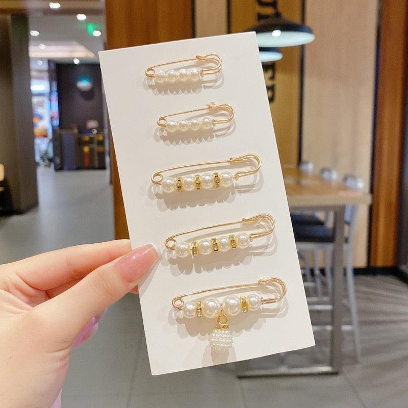 Stevvex pearl bead pins on display card, gold-tone metal with pearls, 5-piece hair pins on Tampa Home & Garden Store
