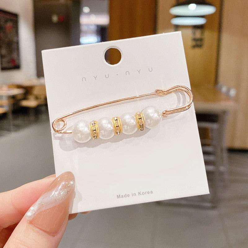 Stevvex pearl hair pin with gold-tone beads on white display card Made in Korea on Tampa Home & Garden Store