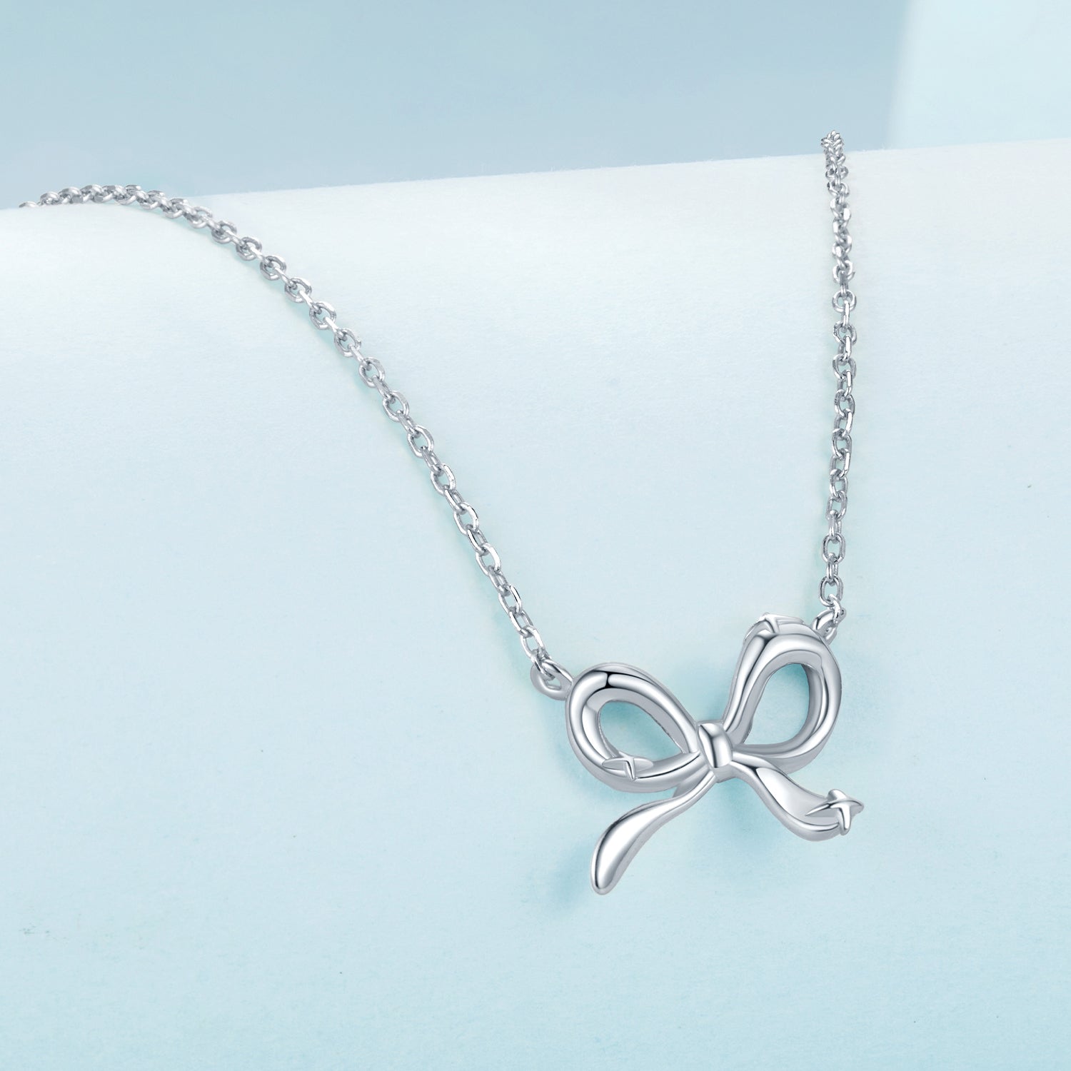 925 Sterling Silver Plated White Gold adjustable necklace with bow pendant 40+5cm by Bids.com on Tampa Home & Garden Store
