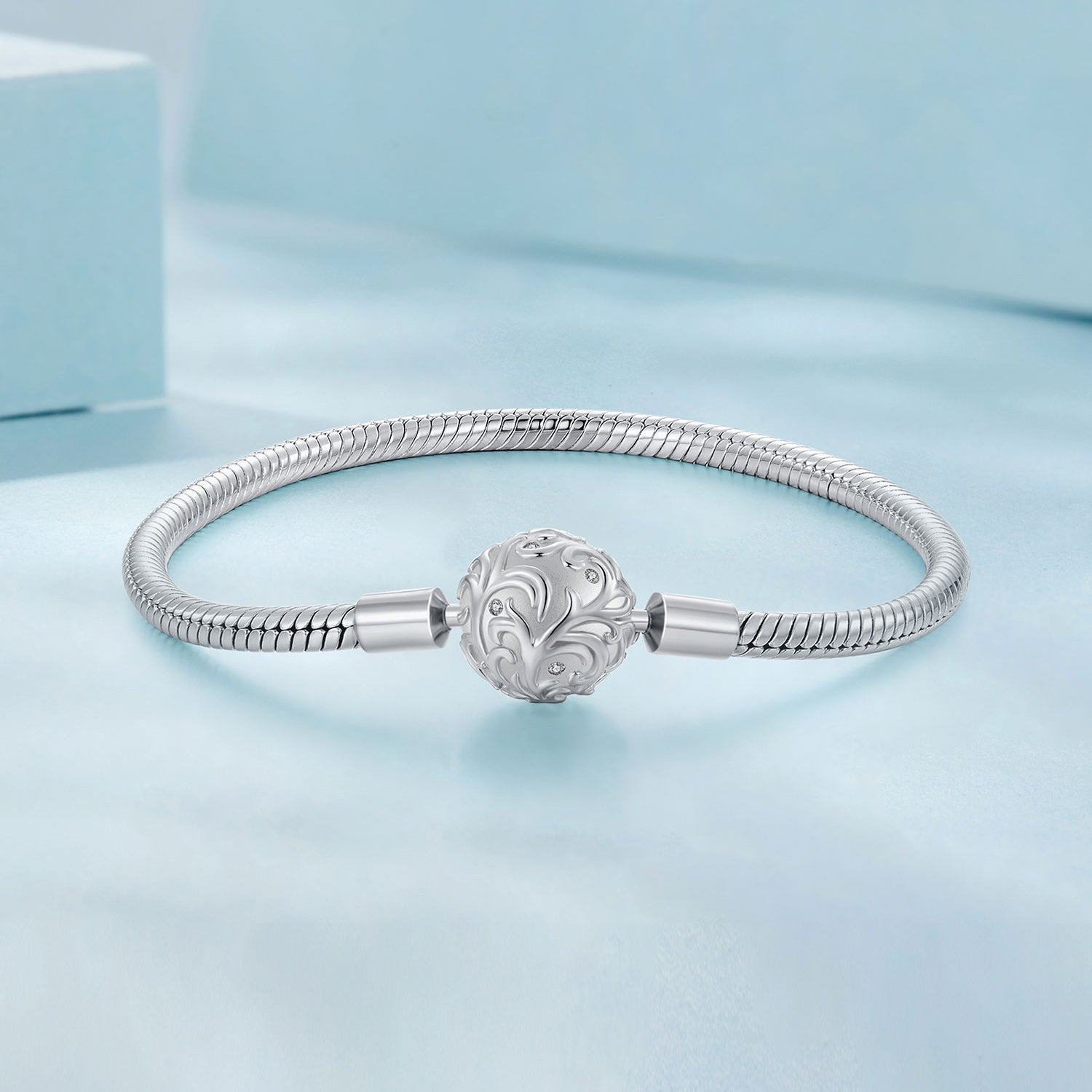 Bracelet 925 Sterling Silver White Gold Plated CZ pavé, 17cm with centerpiece by Bids.com on Tampa Home & Garden Store