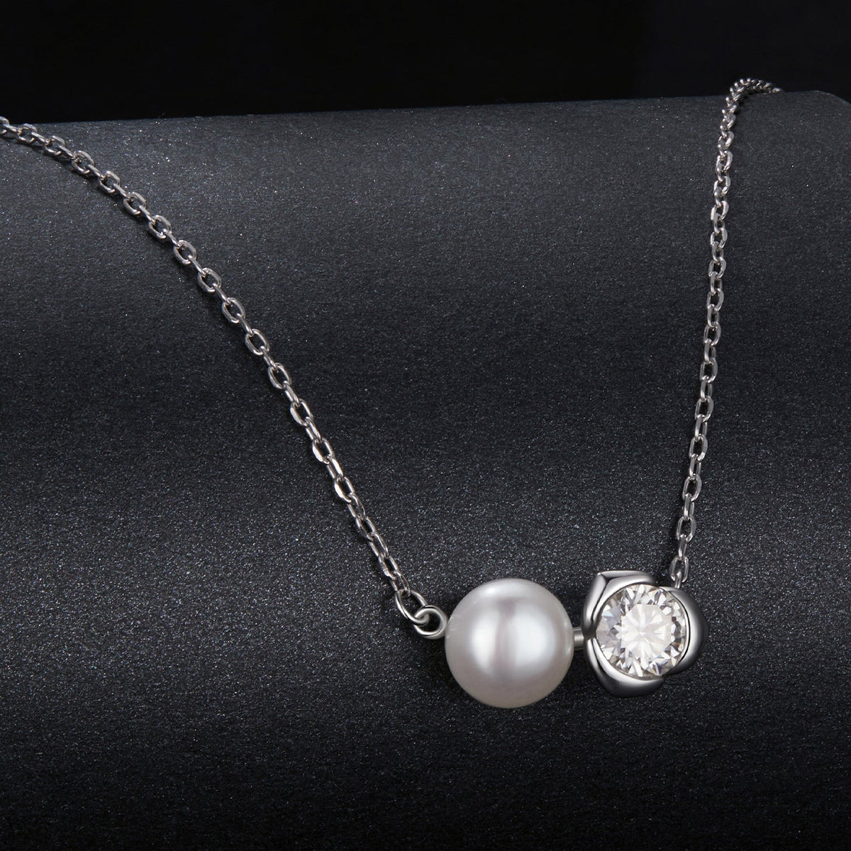 Necklace 925 Sterling Silver with freshwater pearl and moissanite, white gold tone, 45cm length on Tampa Home & Garden Store