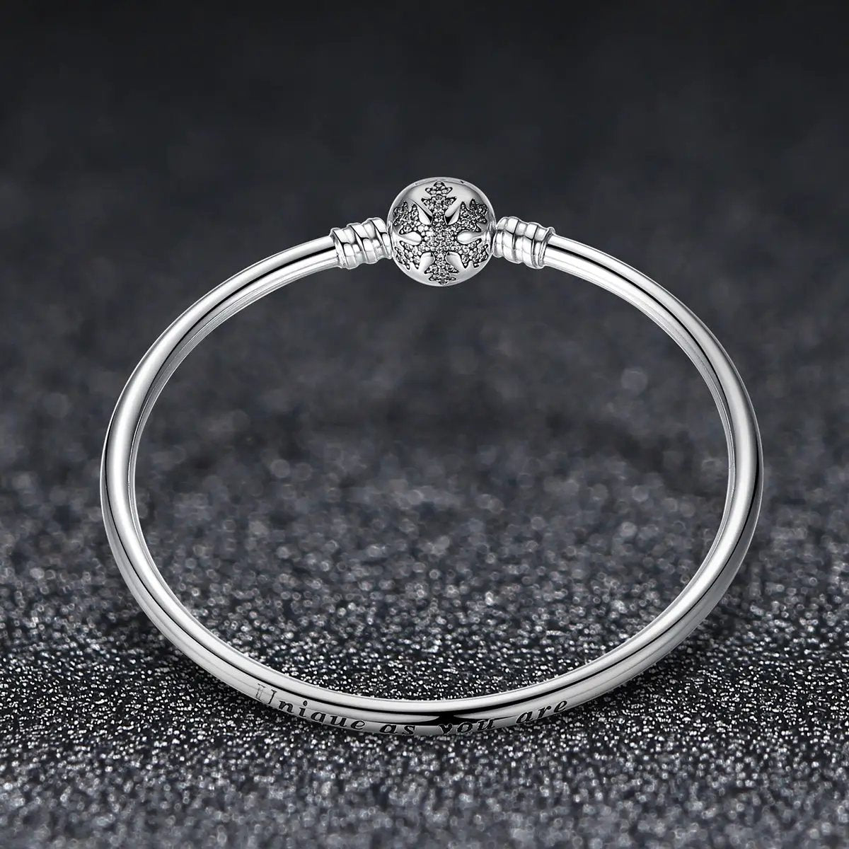 925 Sterling Silver women's bracelet with crystal snowflake charm, Bids.com on Tampa Home & Garden Store