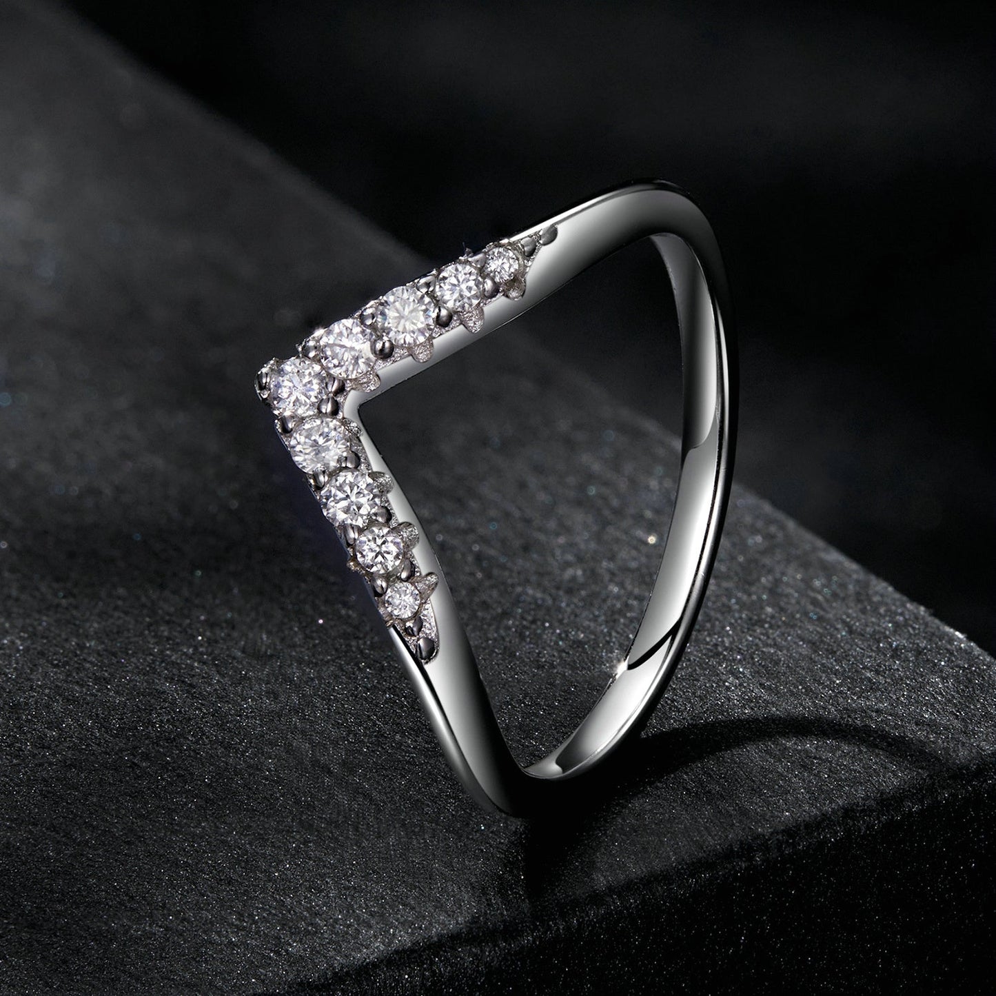 S925 sterling silver moissanite ring, 1.7mm stones, size 6, by Bids.com on Tampa Home & Garden Store