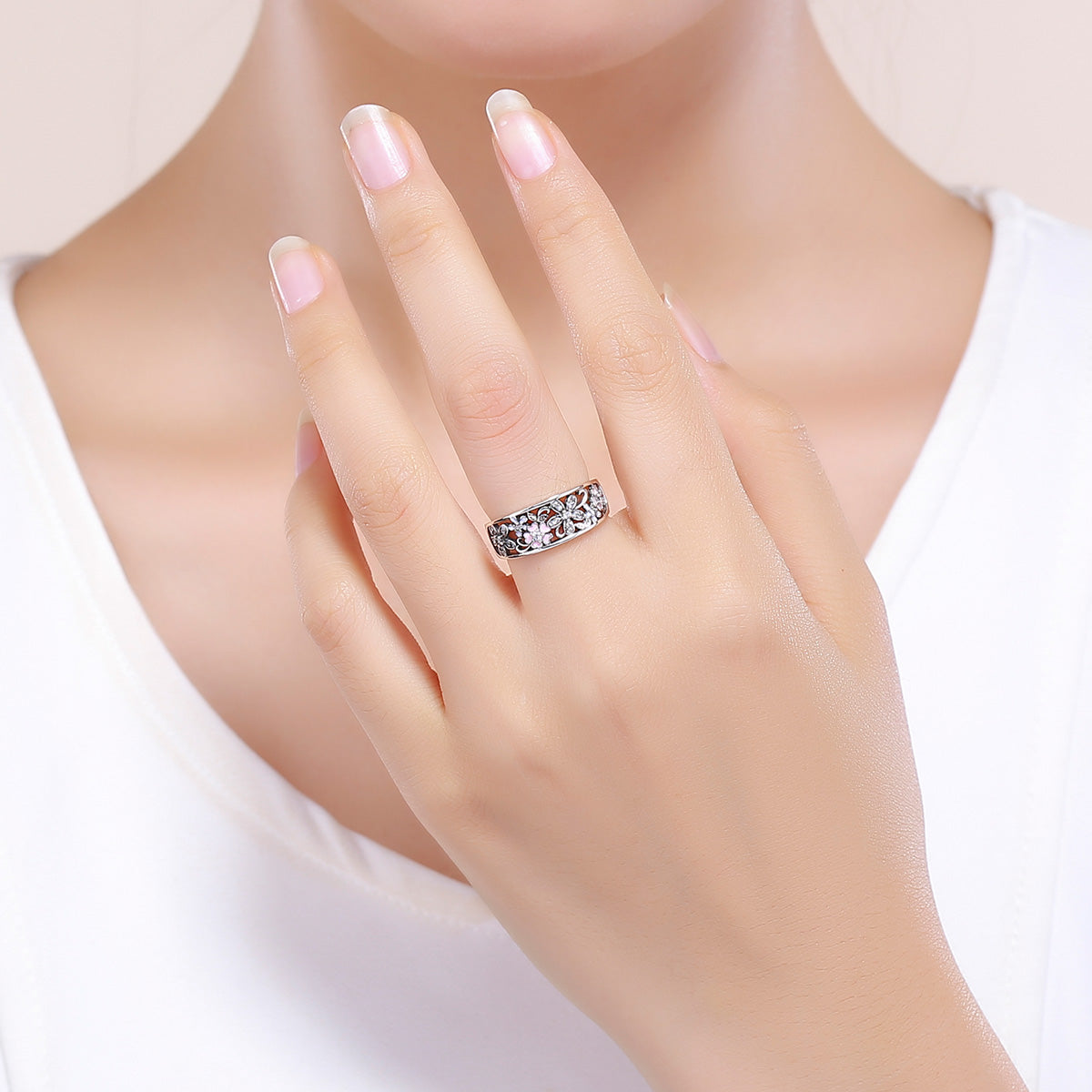 S925 Sterling Silver Ring with floral design and crystal accents, size 6 on Tampa Home & Garden Store
