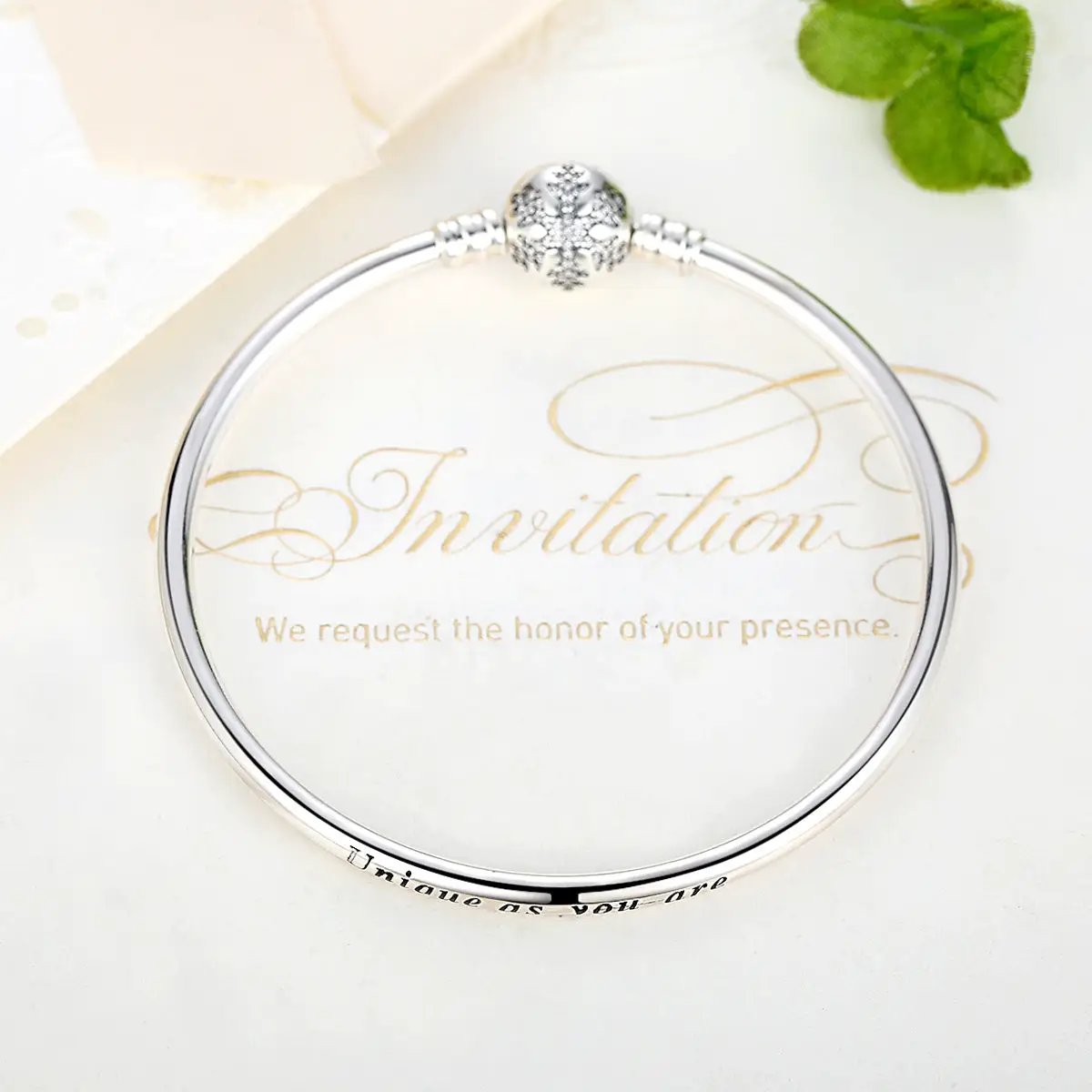 Bracelet 925 sterling silver women's bangle with ornate bead by Bids.com on Tampa Home & Garden Store