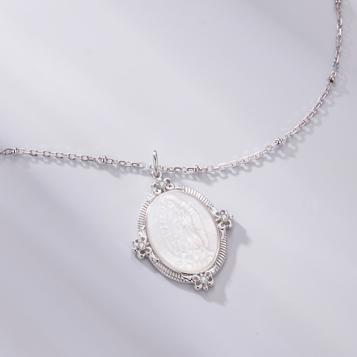 Sterling silver necklace with white gold plating; oval mother-of-pearl pendant with CZ, 40+5cm on Tampa Home & Garden Store