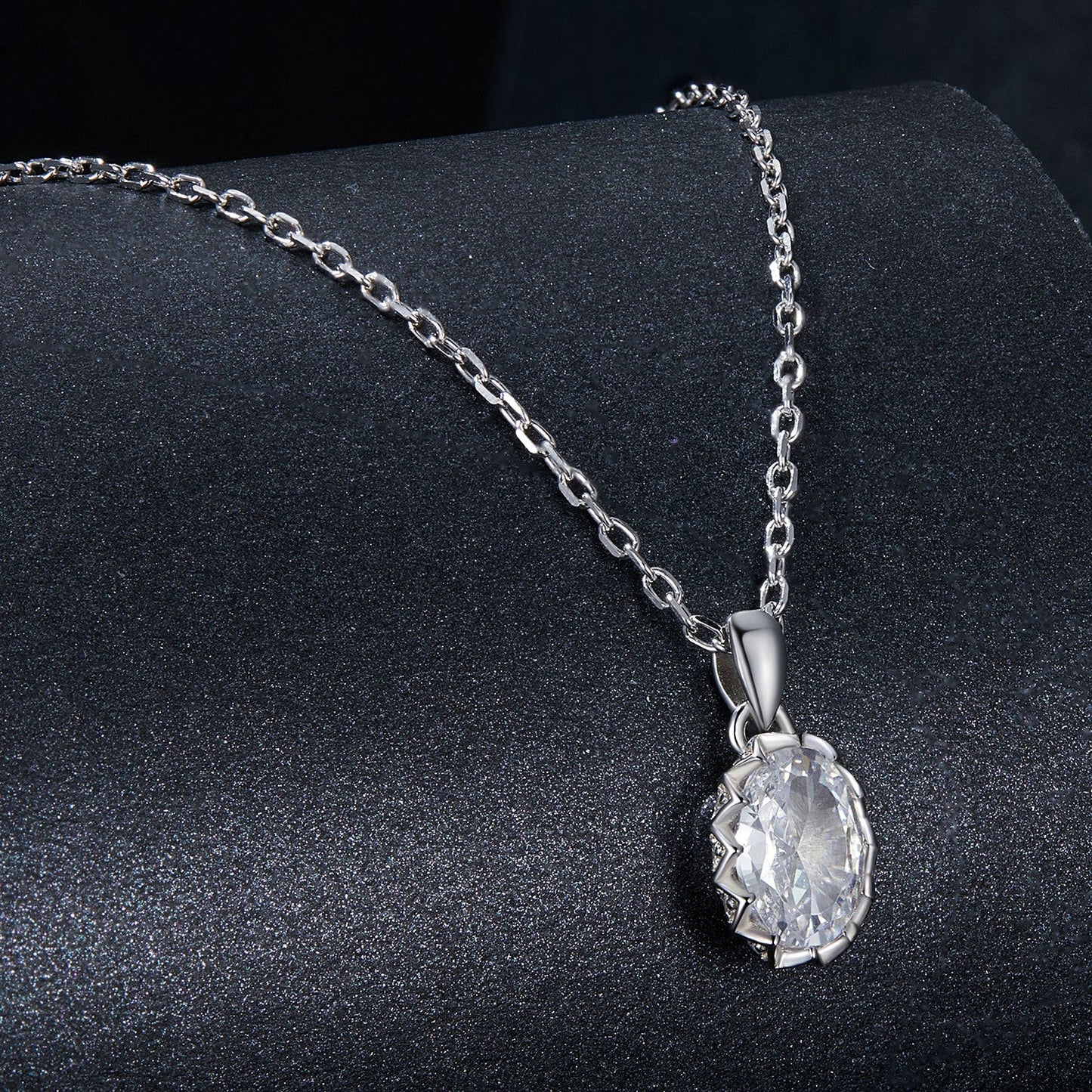 Sterling silver moissanite necklace with pavé setting and pendant, 400 mm chain on Tampa Home & Garden Store