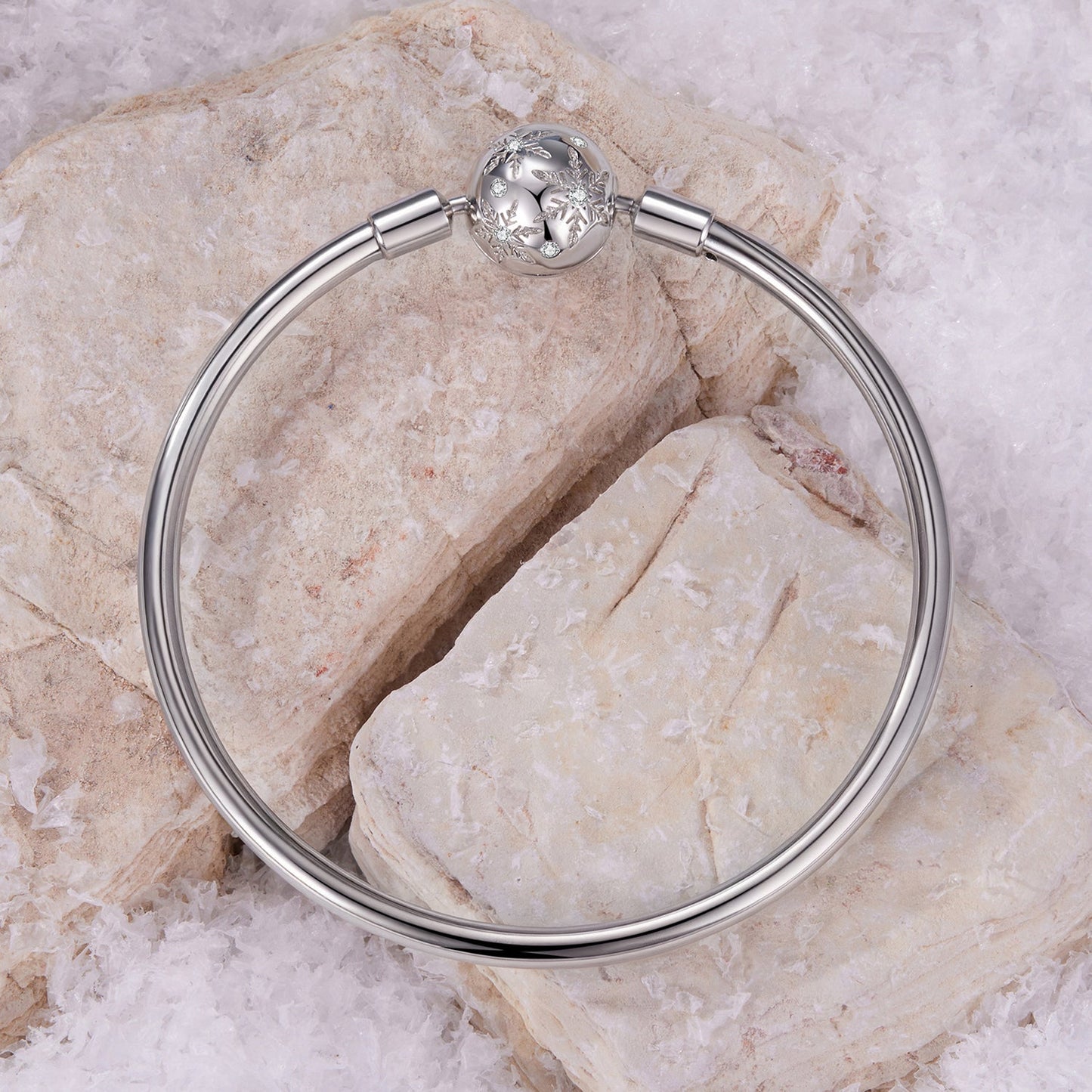 Bracelet 925 sterling silver pavé CZ bead with white gold plating, round centerpiece, size 17.0 on Tampa Home & Garden Store