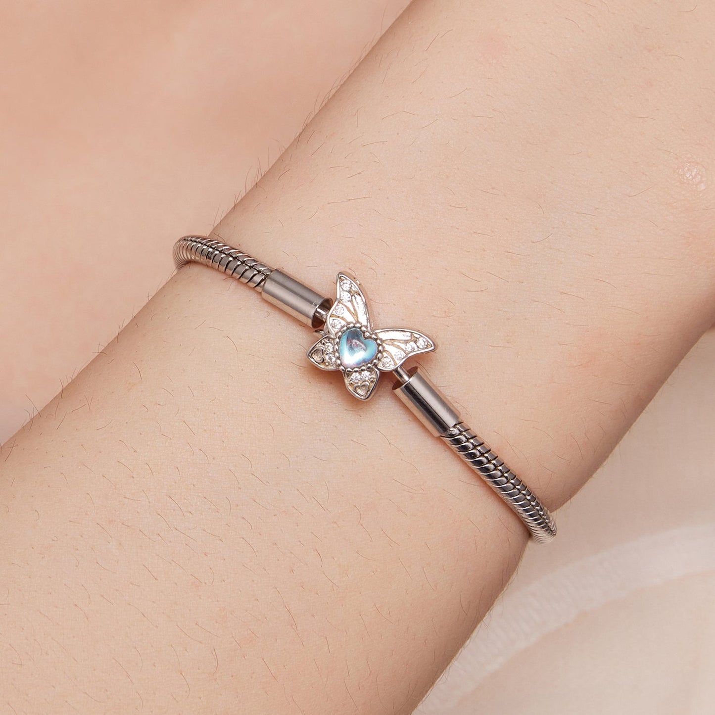 Bracelet 925 Silver Moonstone pavé butterfly charm with blue heart centerpiece, 17 cm by Bids.com on Tampa Home & Garden Store