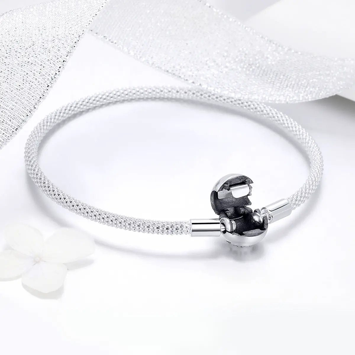 925 Sterling Silver SCB Bracelet 17cm, mesh chain, spherical clasp on Tampa Home & Garden Store