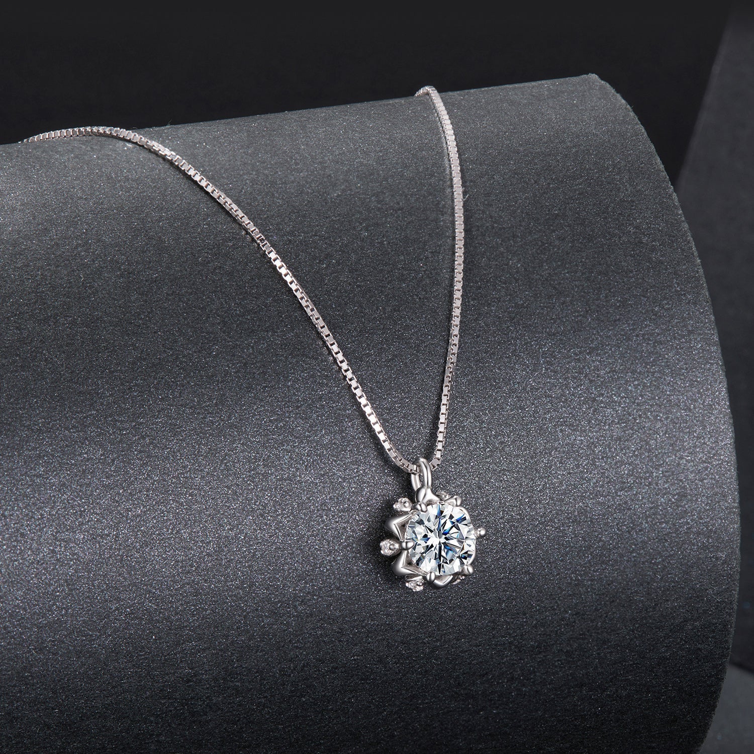 925 silver necklace with moissanite center and pave CZ halo on 40+5cm chain by Bids.com on Tampa Home & Garden Store