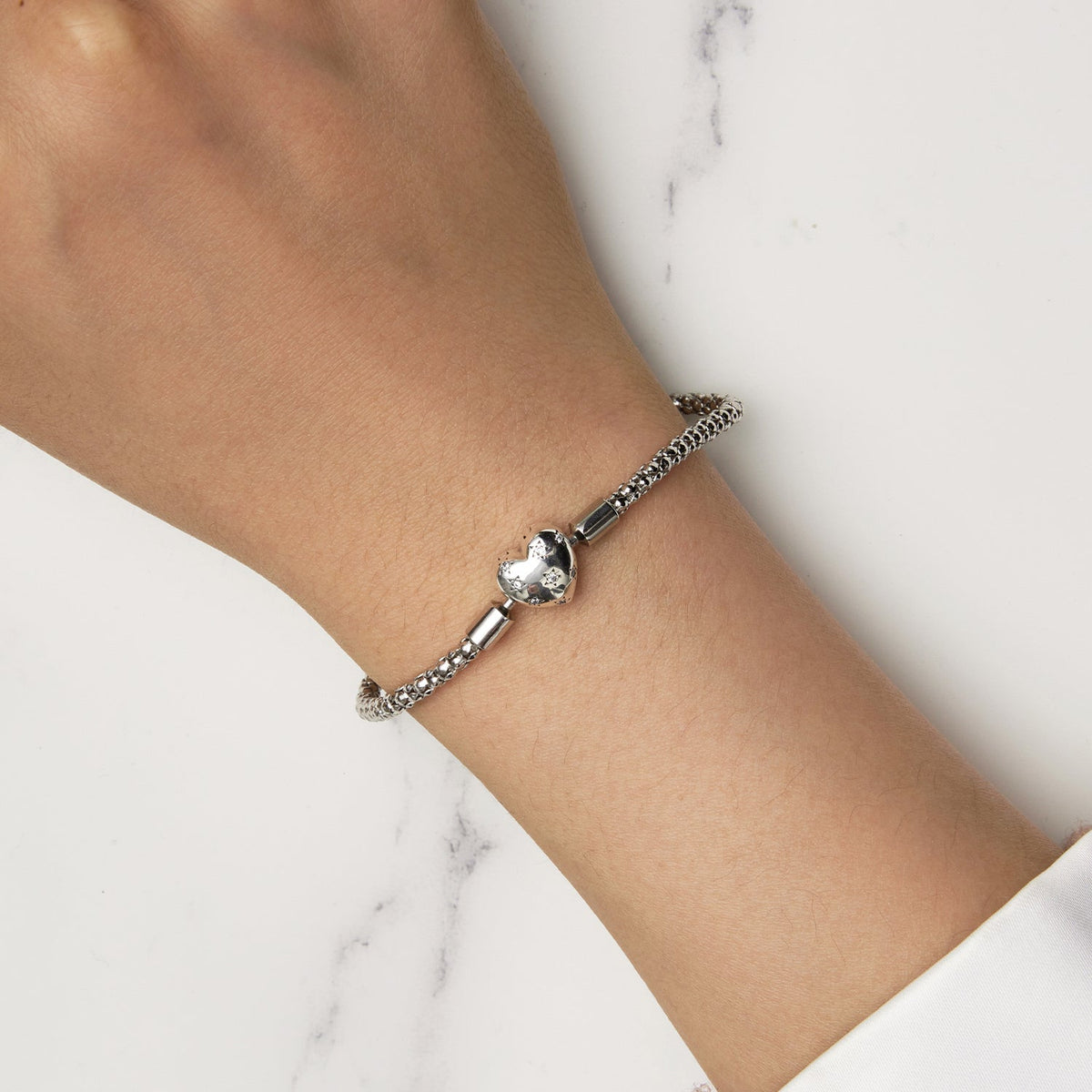 Bracelet 925 sterling silver oxidized with heart charm and CZ, 17.0 size, Bids.com on Tampa Home & Garden Store