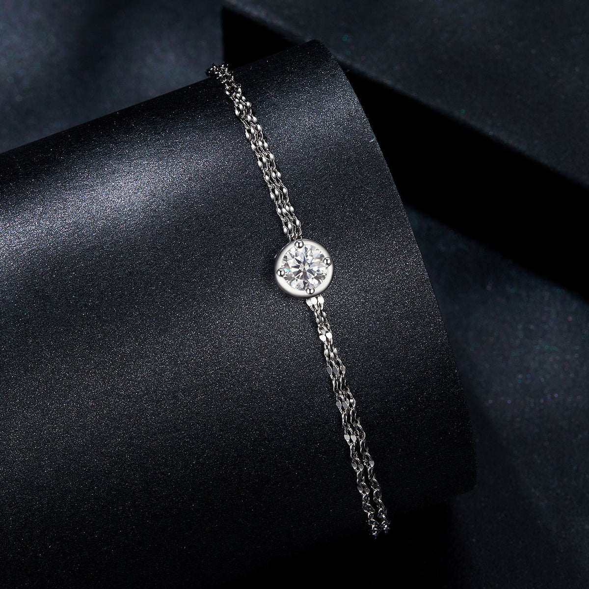 Bracelet by Bids.com, 925 0.50ct silver moissanite, bezel setting, 15+6cm plated white gold on Tampa Home & Garden Store