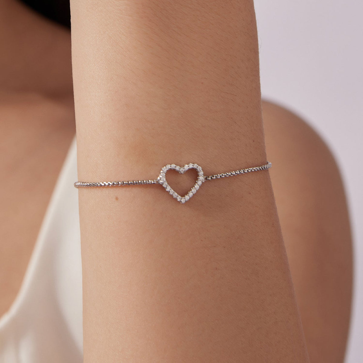 Bracelet 925 sterling silver plated white gold moissanite with heart-shaped centerpiece on Tampa Home & Garden Store