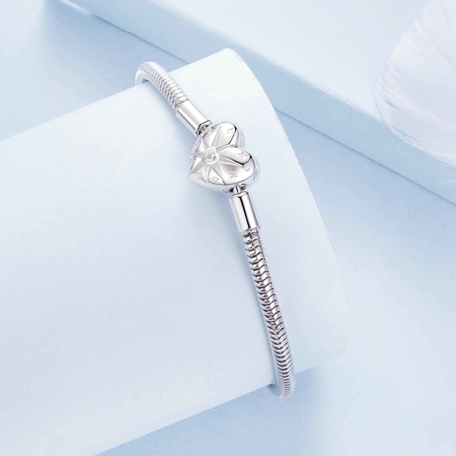 Sterling silver bracelet with pavé heart charm on a snake chain, 17 cm, Bids.com on Tampa Home & Garden Store