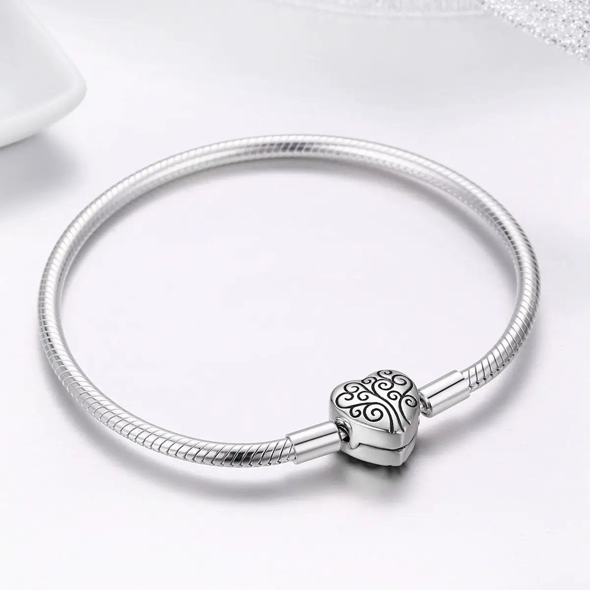 SCB 925 sterling silver bracelet with heart swirl clasp, women's size 17.0, by Bids.com on Tampa Home & Garden Store