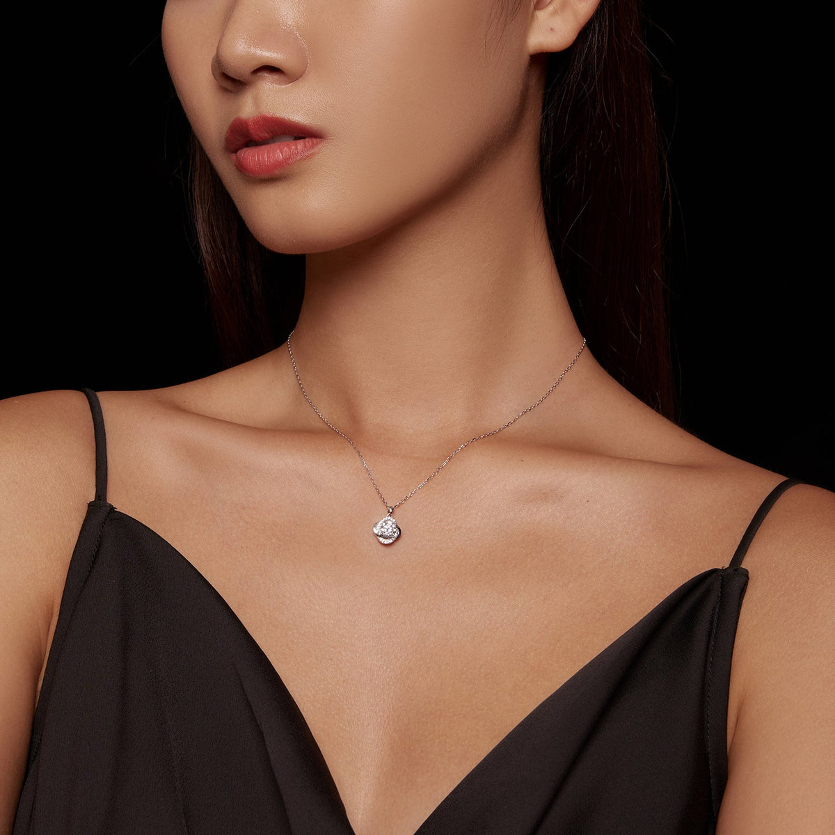 Sterling silver moissanite halo pendant necklace, platinum plated, 39+5cm chain on Tampa Home & Garden Store