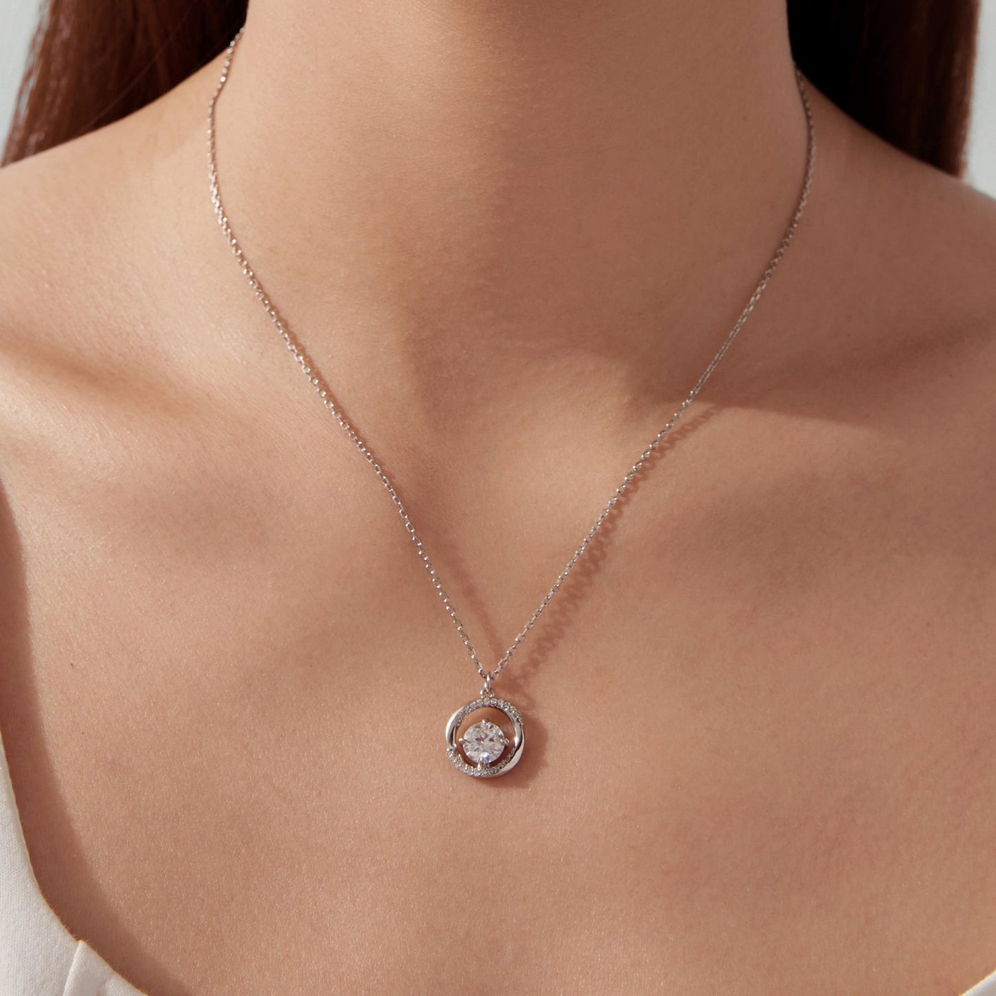Necklace 925 Sterling Silver Moissanite with CZ pendant on delicate chain 40+5cm Bids.com on Tampa Home & Garden Store