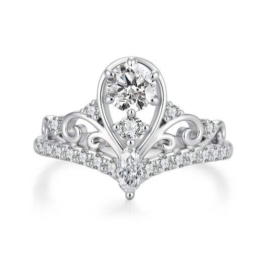 925 Sterling Silver Moissanite Ring size 6 with large center stone and pave band by Bids.com on Tampa Home & Garden Store