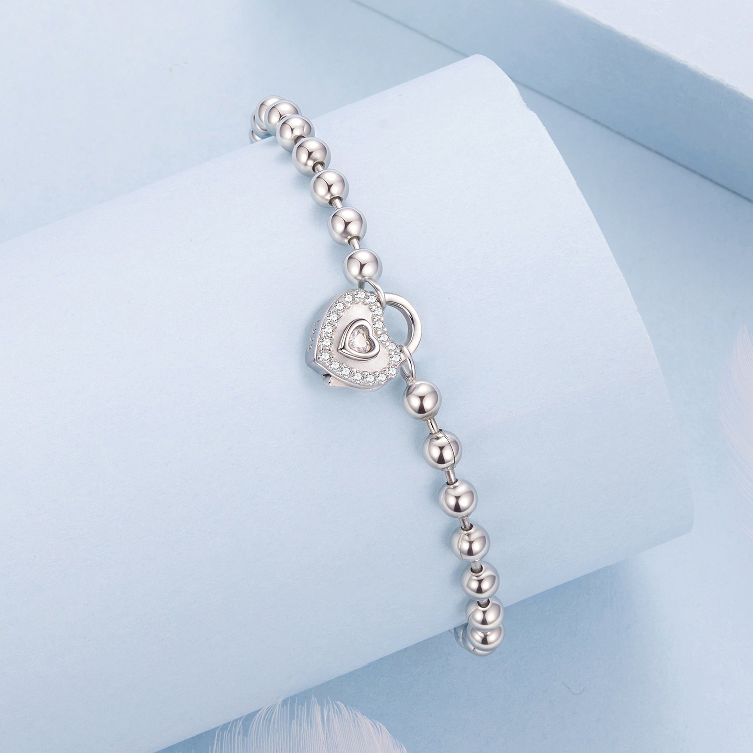 Bracelet by Bids.com, 925 sterling silver white-gold plated 17cm beaded chain with CZ pavé heart charm on Tampa Home & Garden Store