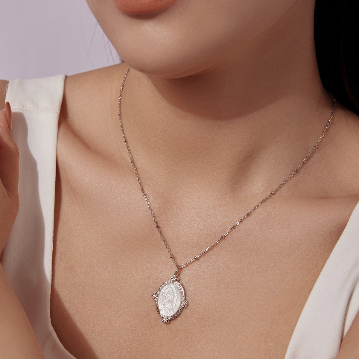 925 Sterling Silver Necklace with White Gold Plating, 40+5cm, CZ & Mother-of-Pearl Pendant on Tampa Home & Garden Store