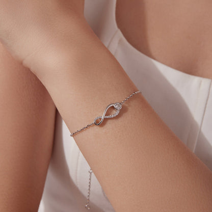 Bracelet 925 sterling silver moissanite pavé infinity motif, white gold plated, by Bids.com on Tampa Home & Garden Store
