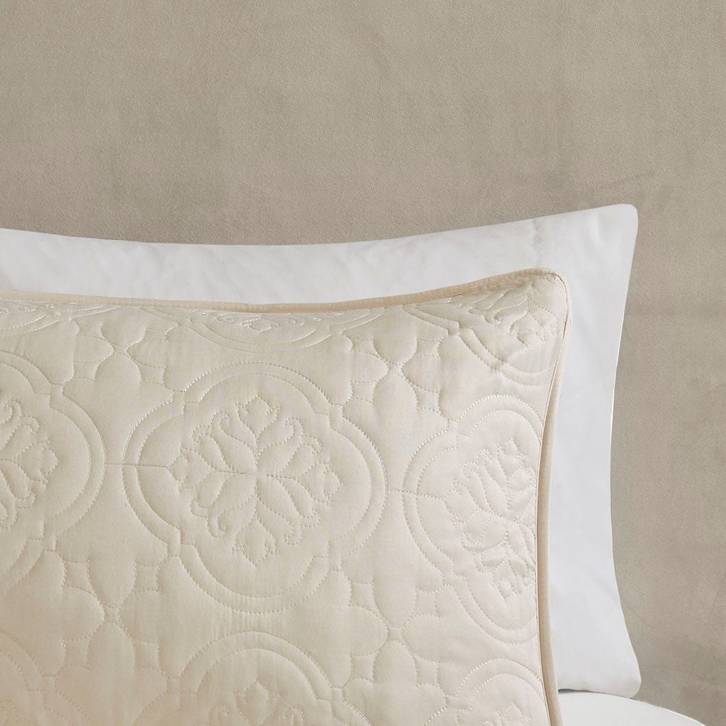 Cream Reversible Bedspread Set for Queen Beds