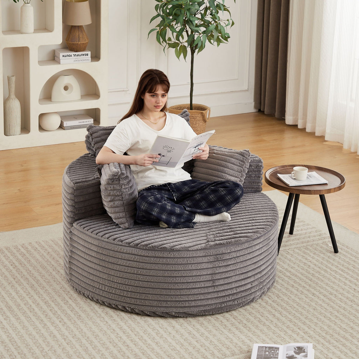Modern single sofa with a backrest pillow
