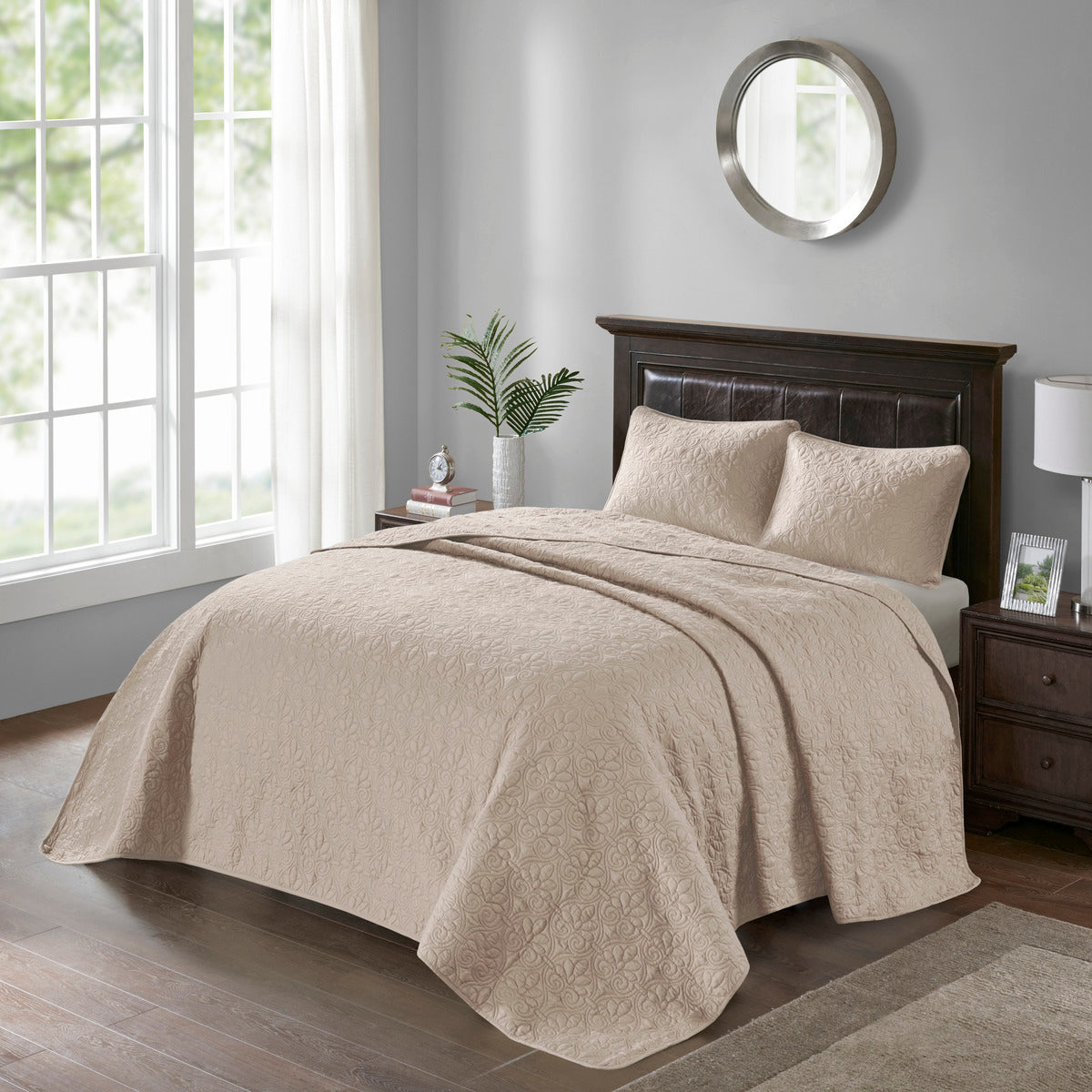 Reversible khaki quilt set with antimicrobial cotton filling, HouseOfZazla, king/cal king on Tampa Home & Garden Store