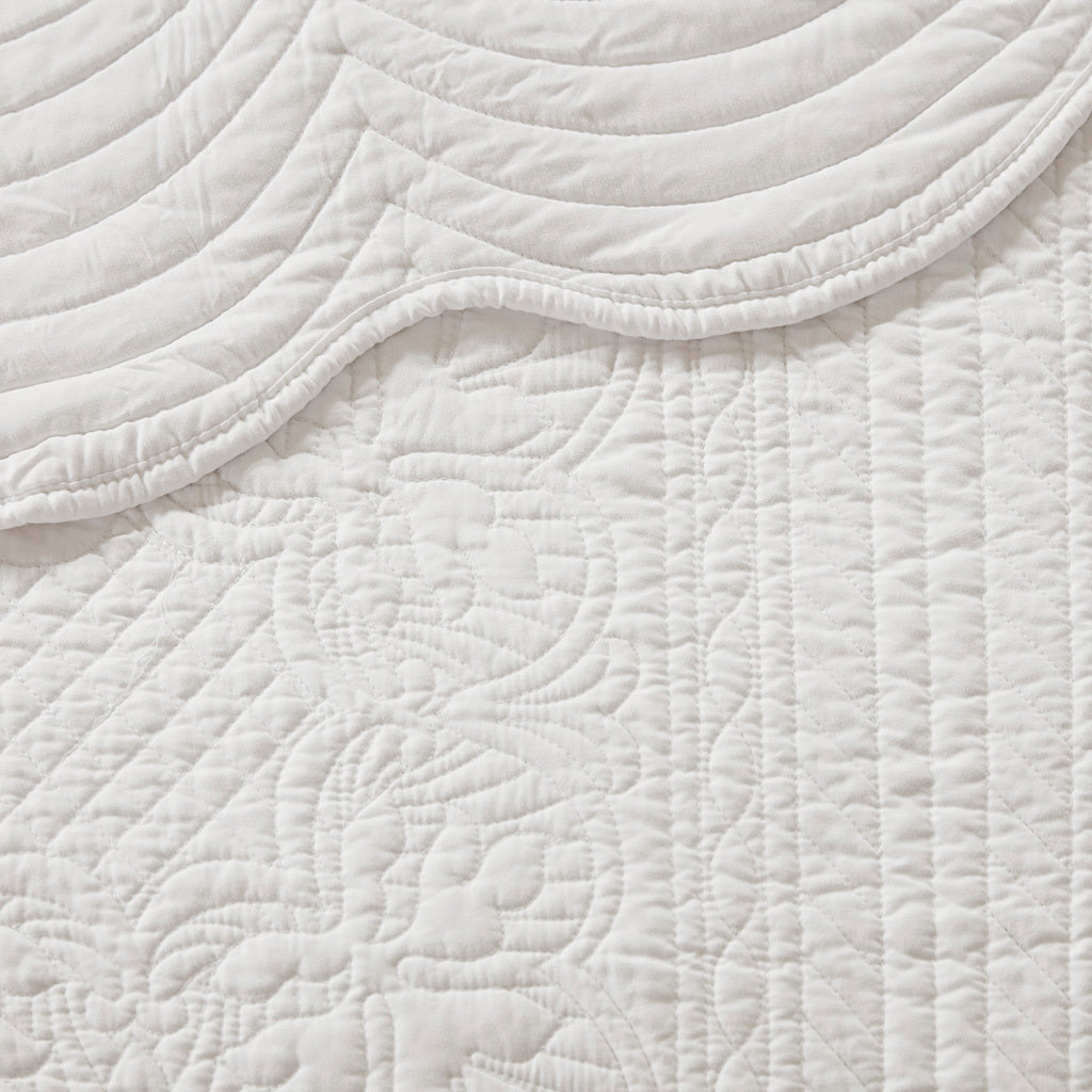 3 Piece Reversible Scalloped Edge Quilt Set White King/Cal King by HouseOfZazla on Tampa Home & Garden Store