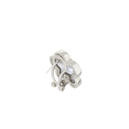 Daisy Love Earrings - Framed Flower Clip, silver-tone clip-on earrings on Tampa Home & Garden Store