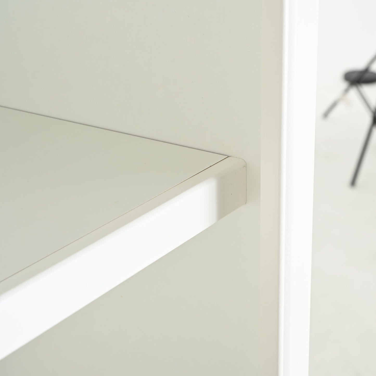 Retro White Tall Display Shelf and Cabinet