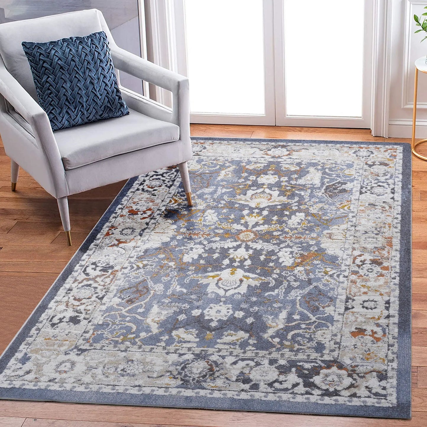 Payas Trendy Traditional Area Rug in Neutral