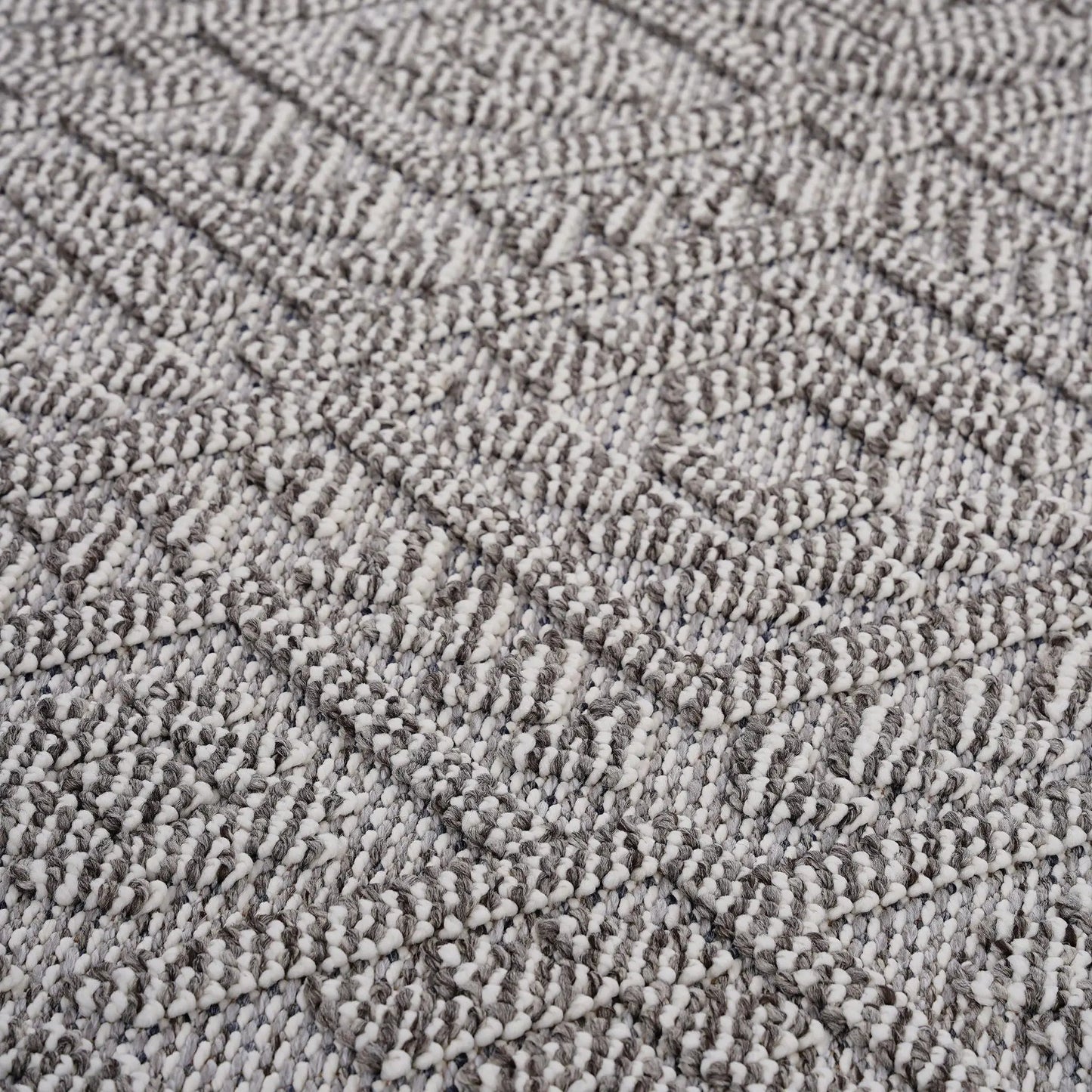 Guros traditional indoor outdoor area rug gray ivory loop-pile texture on Tampa Home & Garden Store