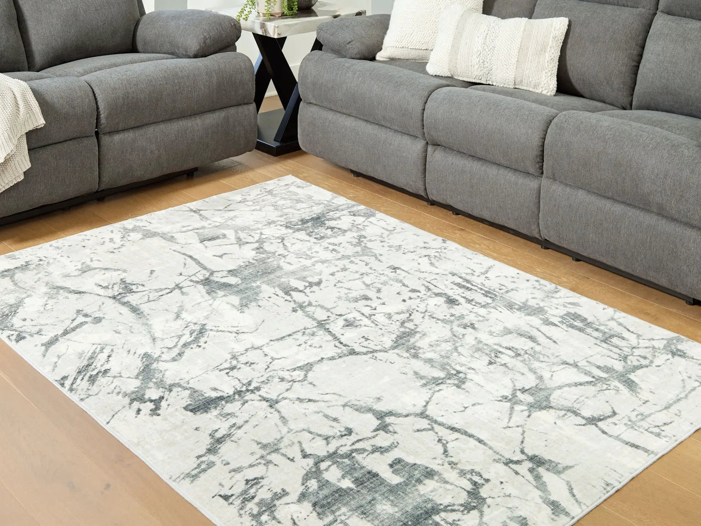 Tobinbury Washable Faux Fur Rug Gray Abstract