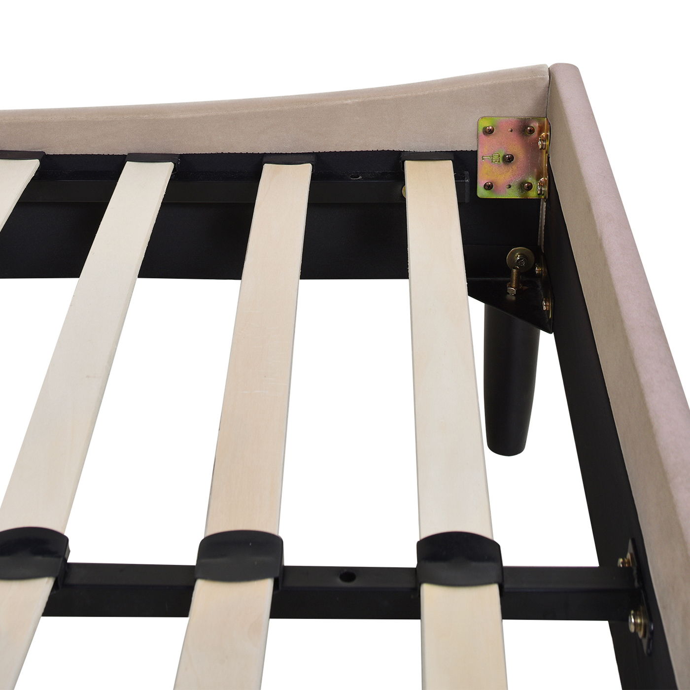 Aspen Vertical Tufted and Modern Platform Bed
