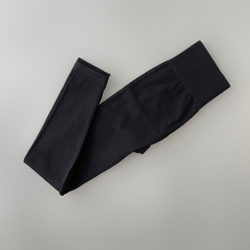 Stevvex ST75LGOLK870 black ribbed leggings for training on Tampa Home & Garden Store