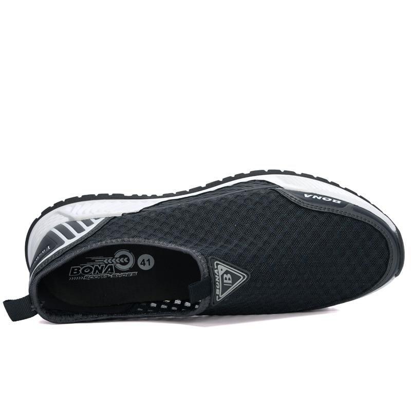 Stevvex men's sneakers, black breathable mesh upper, lightweight non-slip running shoe on Tampa Home & Garden Store