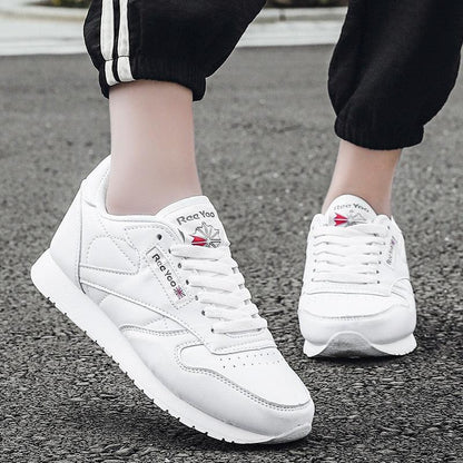 Sneakers Stevvex white leather lace-up with breathable mesh for daily wear on Tampa Home & Garden Store