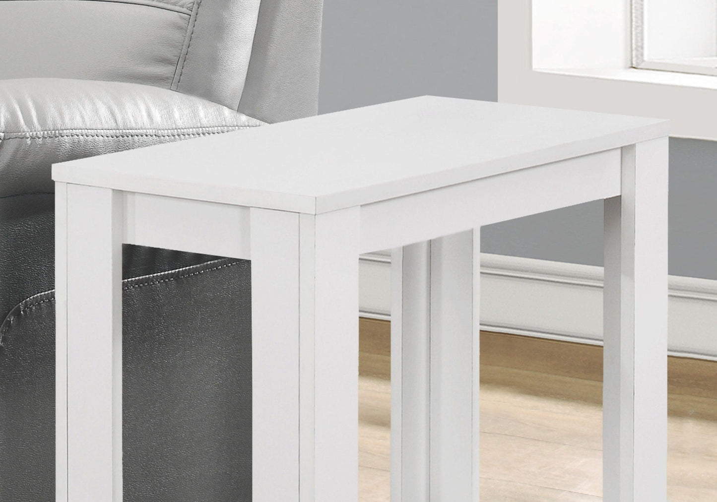 Accent Side Table in Transitional Style Design
