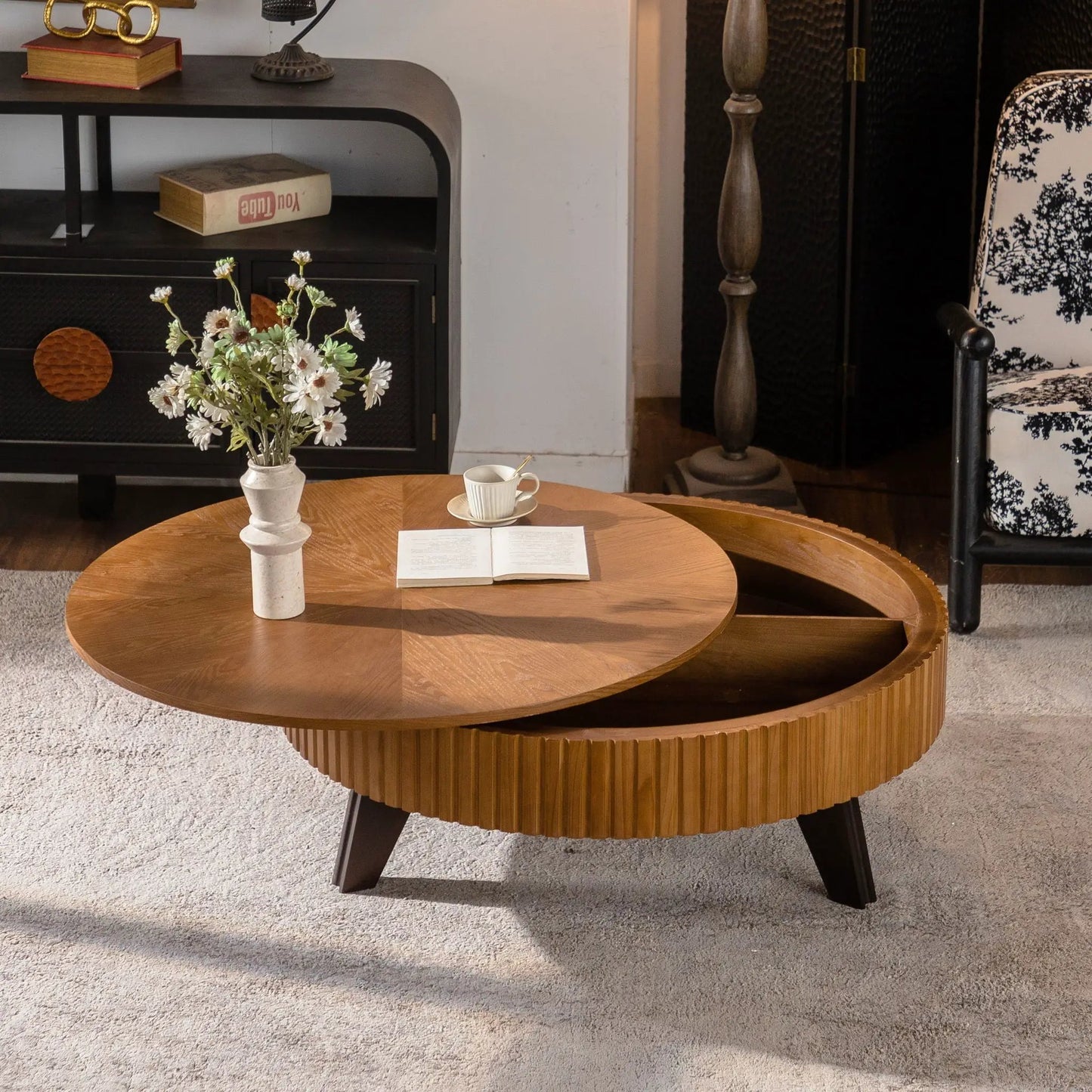 Round Retro Coffee Table with Solid Wood Legs