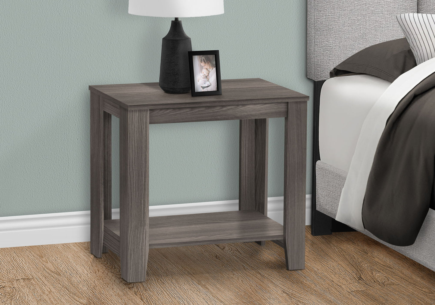 Accent Side Table in Transitional Style Design
